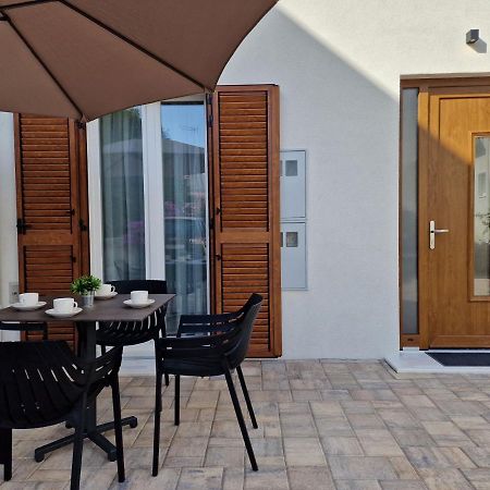 Apartments Miamare 普利莫顿 外观 照片